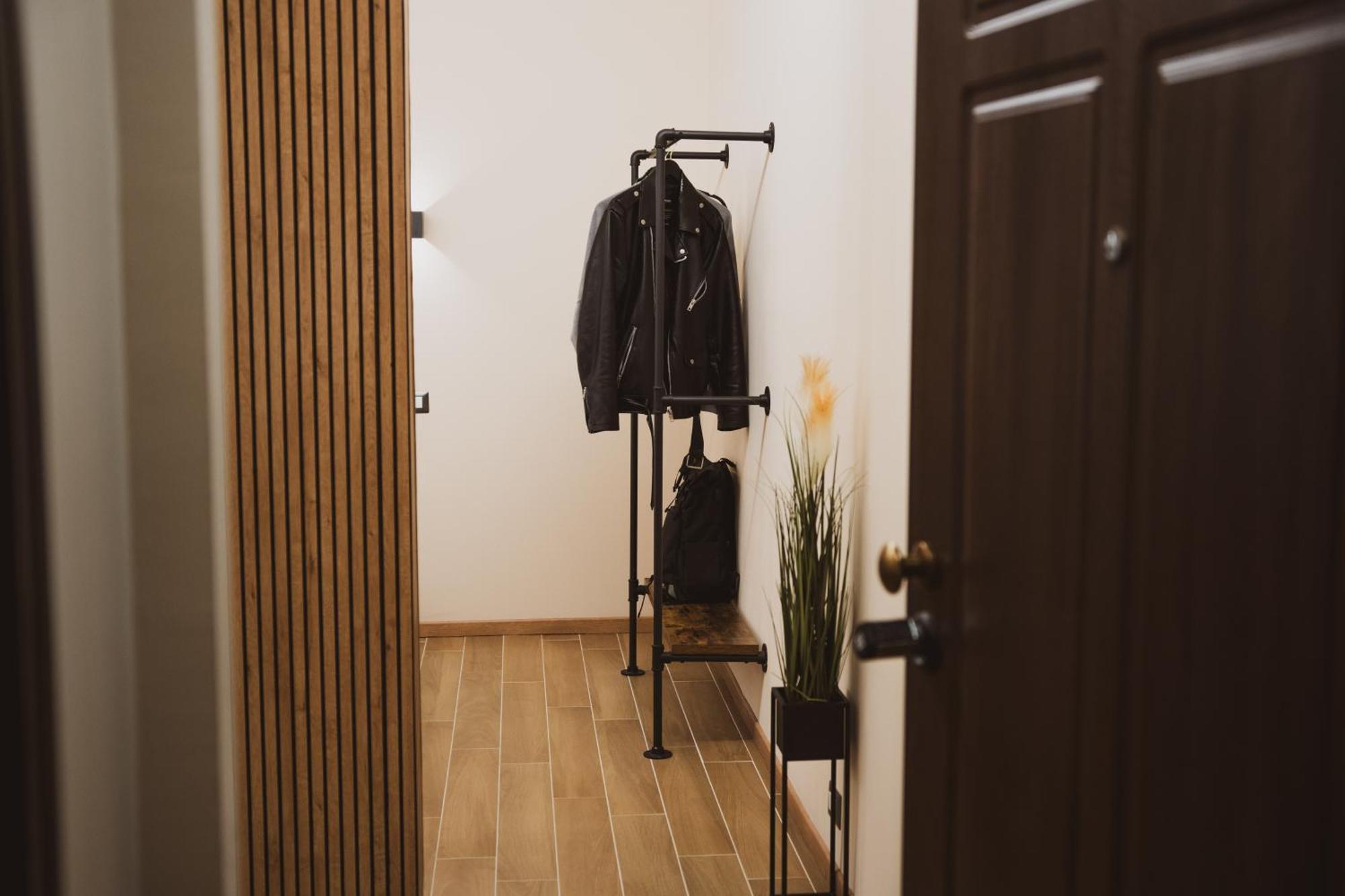 Nm Luxury Ii * Milán